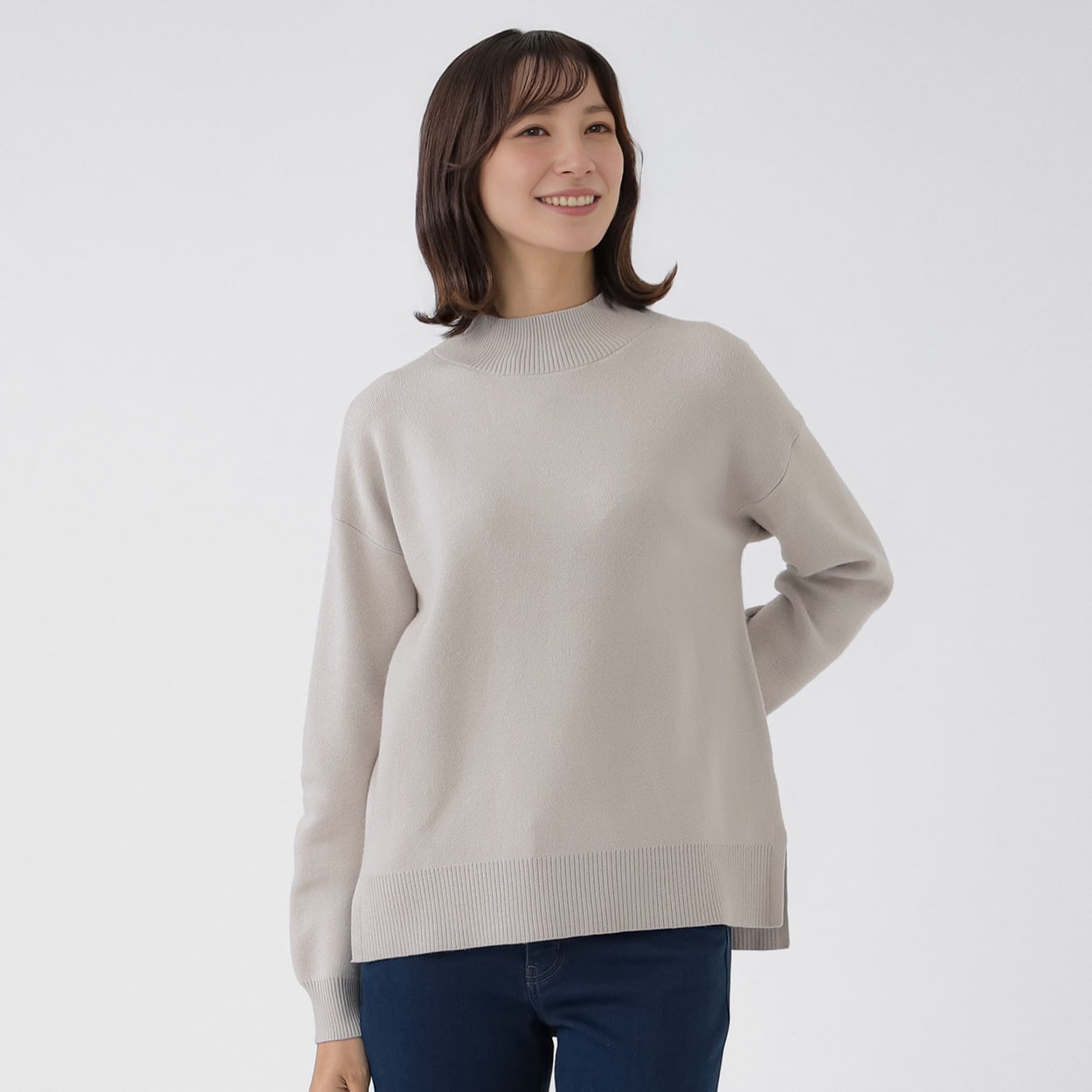 TVC(ティーヴィシー) 洗える・保湿 マシュマロタッチモックネックプルオーバー レディス(ウスグレー-M)