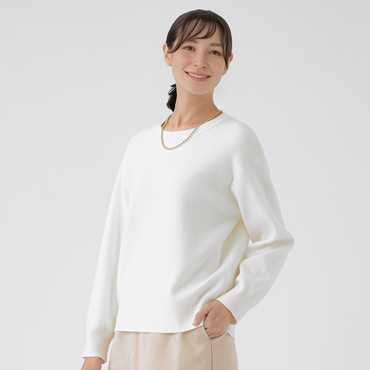 TVC(ティーヴィシー) 洗える・保湿 マシュマロタッチクルーネックプルオーバー レディス(シロ-M)
