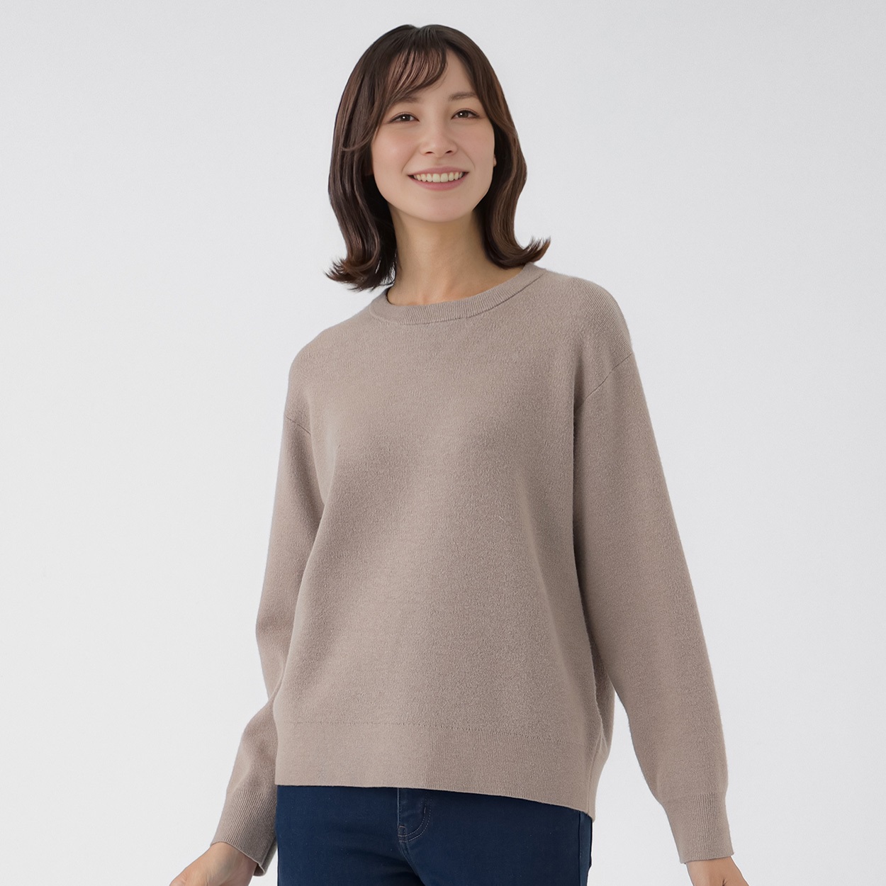 TVC(ティーヴィシー) 洗える・保湿 マシュマロタッチクルーネックプルオーバー レディス(チャ-L)