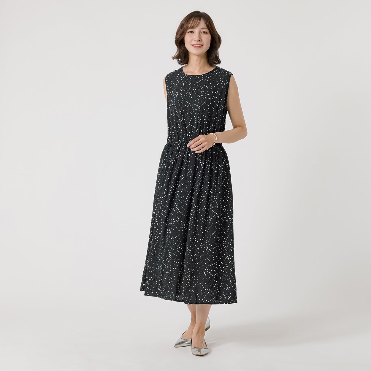 TVC(ティーヴィシー) 【BEST BUY】レーヨンプリントノースリーブワンピース レディス(クロ(ドット）-L)