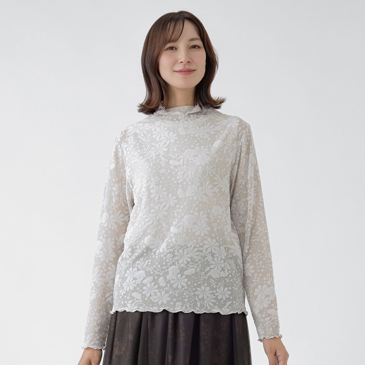 TVC(ティーヴィシー) ヒビヤカダンスタイル シアー花柄プリントハイネック長袖Tシャツ レディス(キナリ-M)