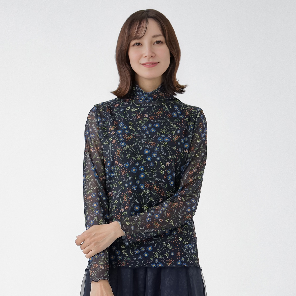 TVC(ティーヴィシー) ヒビヤカダンスタイル シアー花柄プリントハイネック長袖Tシャツ レディス(コイアオ-L)