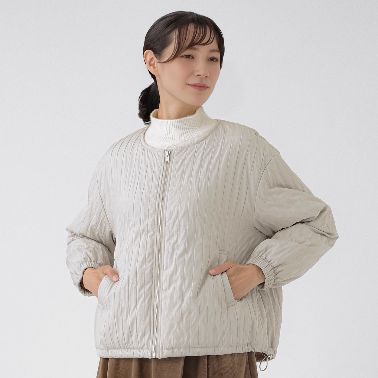 TVC(ティーヴィシー) 薄中綿ノーカラーブルゾン レディス(キナリ-XL)