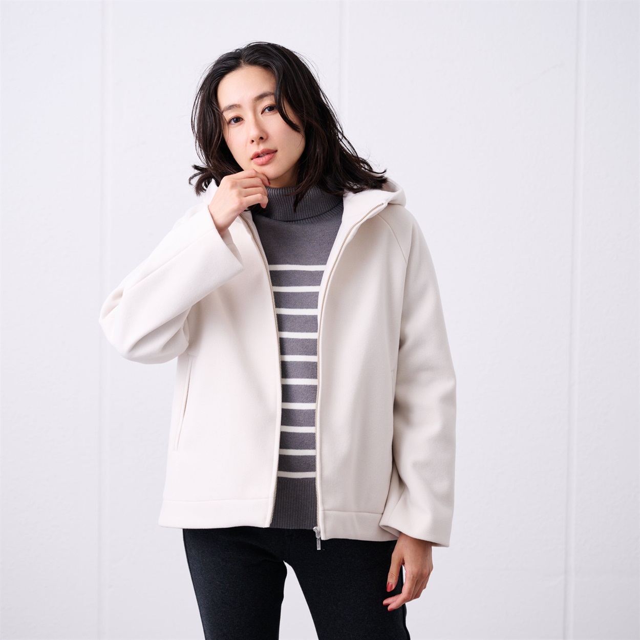 TVC(ティーヴィシー) ウールライク ショートフーデッドコート レディス