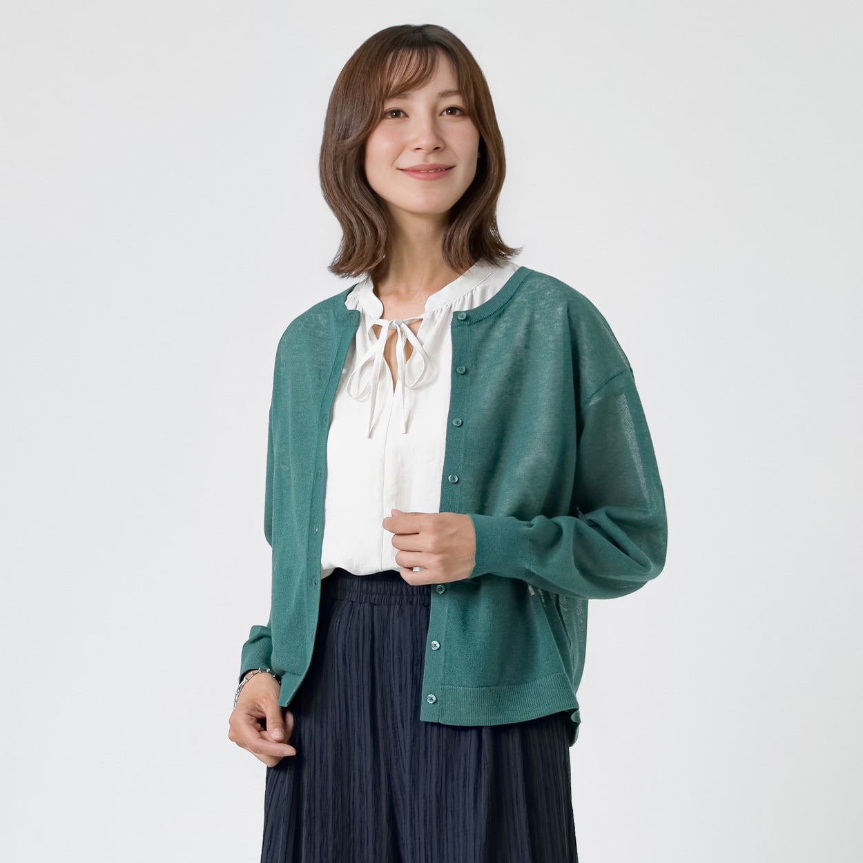 TVC(ティーヴィシー) さらさらシアー ショート丈クルーネックカーディガン レディス(コイミドリ-M)