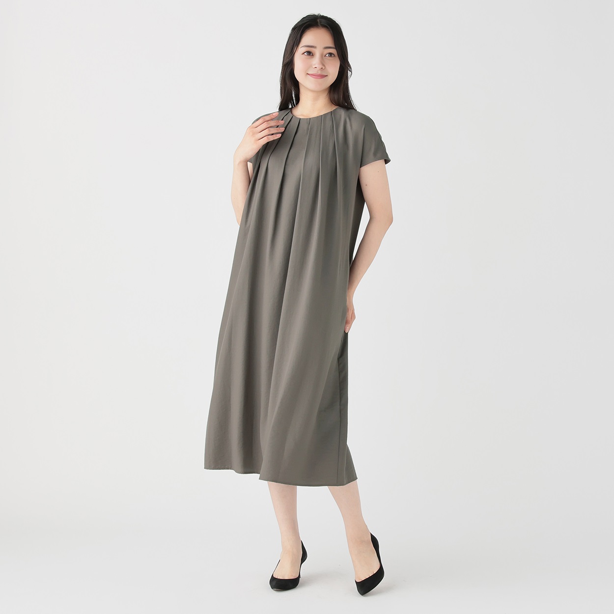 EMMA JAMES (エマジェイムス) 胸元タックAラインワンピース