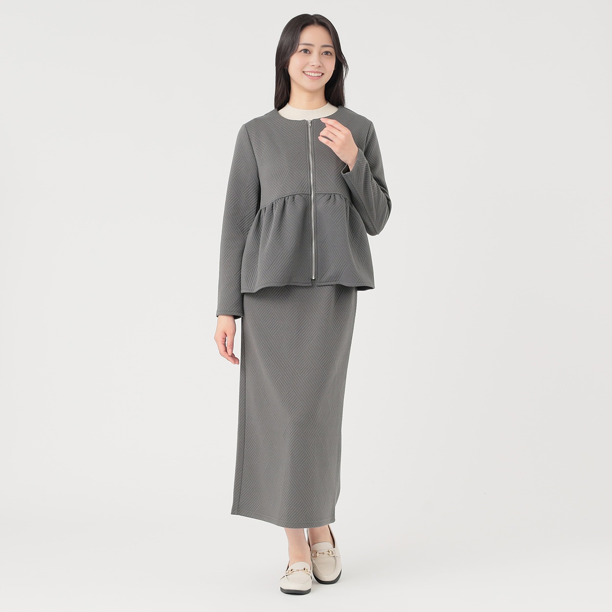 おふくページ 膨れジャカード ペプラムジャケット＋タイトスカートセットアップ