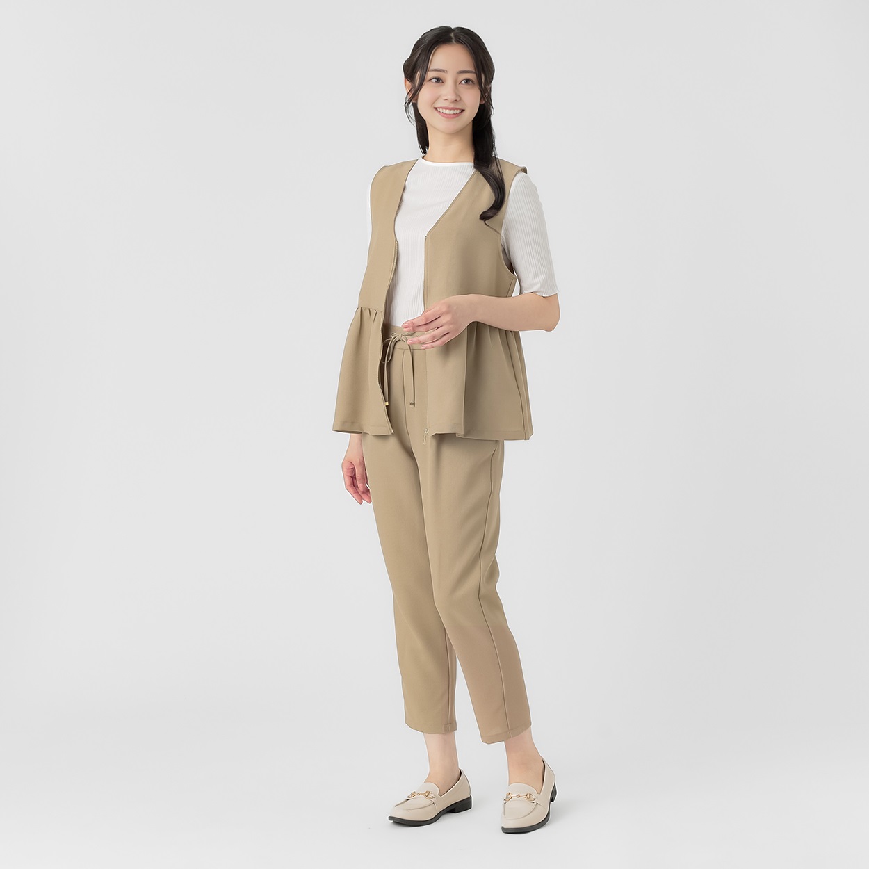 ジレ付き＋パンツセットスーツ 麻調メッシュ素材 レディス EMMA JAMES