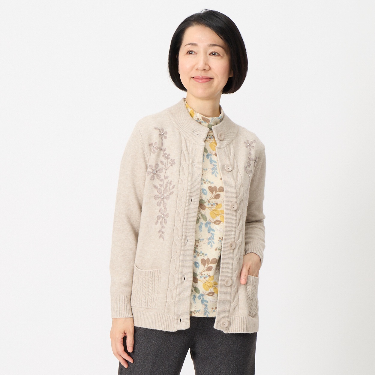 カーディガン モール刺繡ハイネックカーデ レディス 着楽美(きら