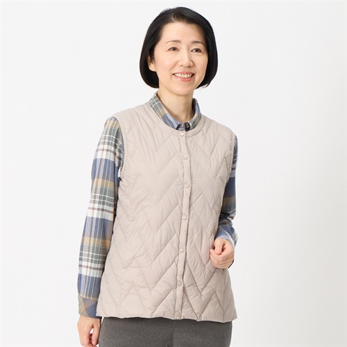 お値下げ❣️スーパービューティー　ダウンベスト　新品未使用　４２ お値下げ❣️スーパービューティー ダウンベスト 新品未使用 42