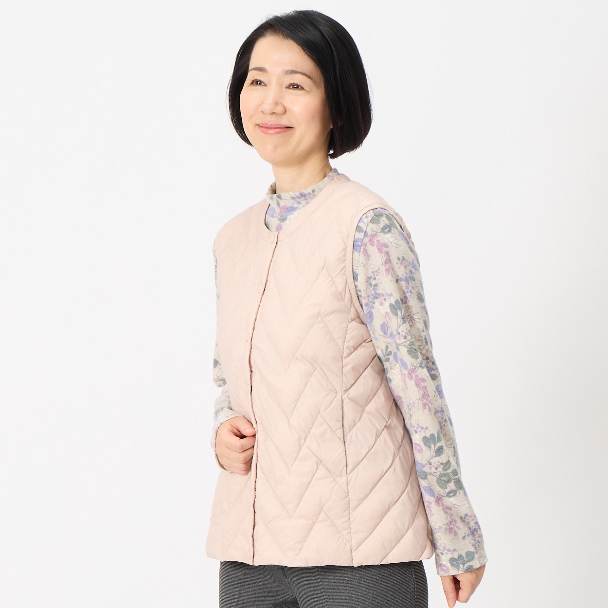 幾何柄ライトダウンベスト レディス 着楽美(きらび) JE-253833B