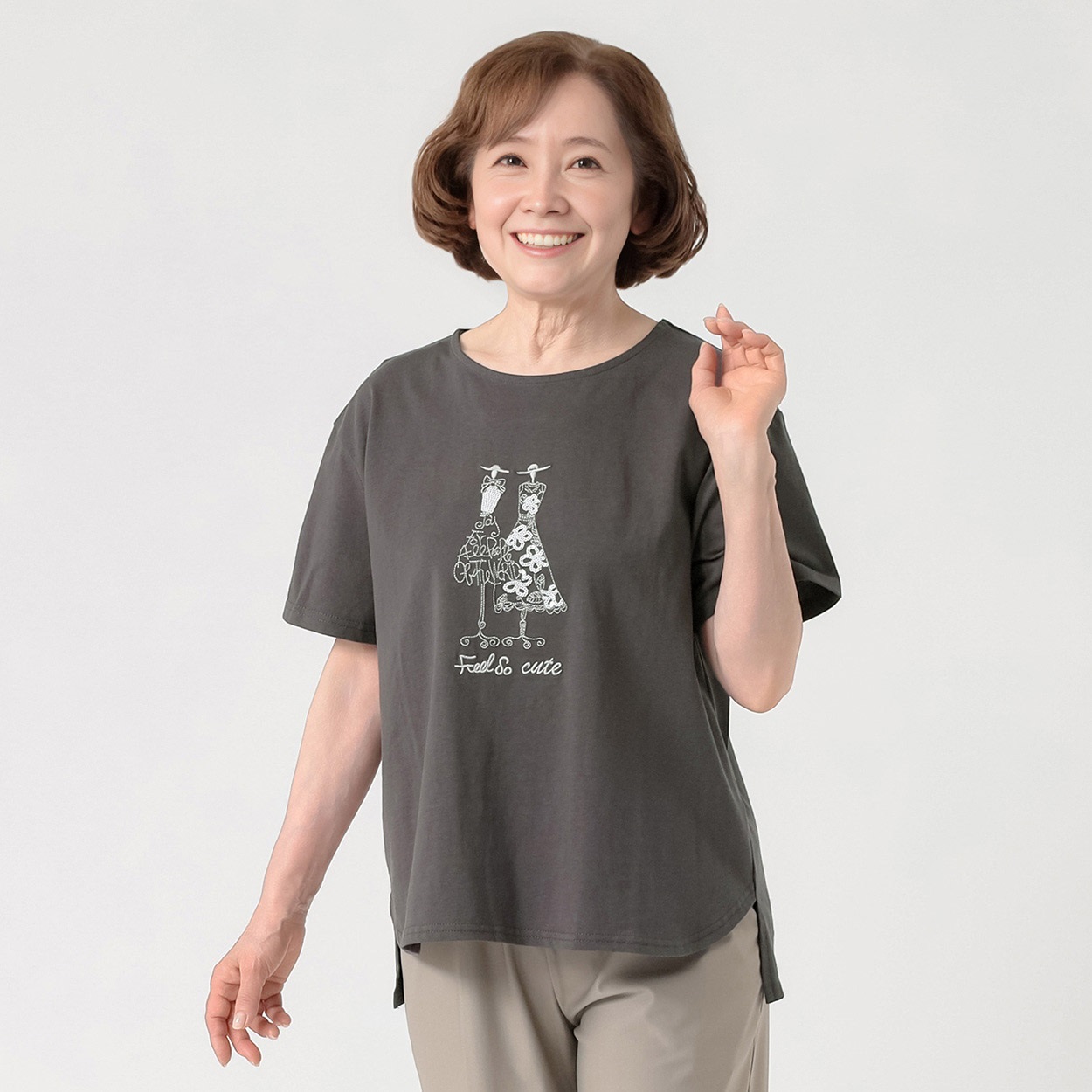 Tシャツ 綿天竺素材 スパンコール刺繡 レディス 着楽美(きらび) JE-261851B(チャ-M)