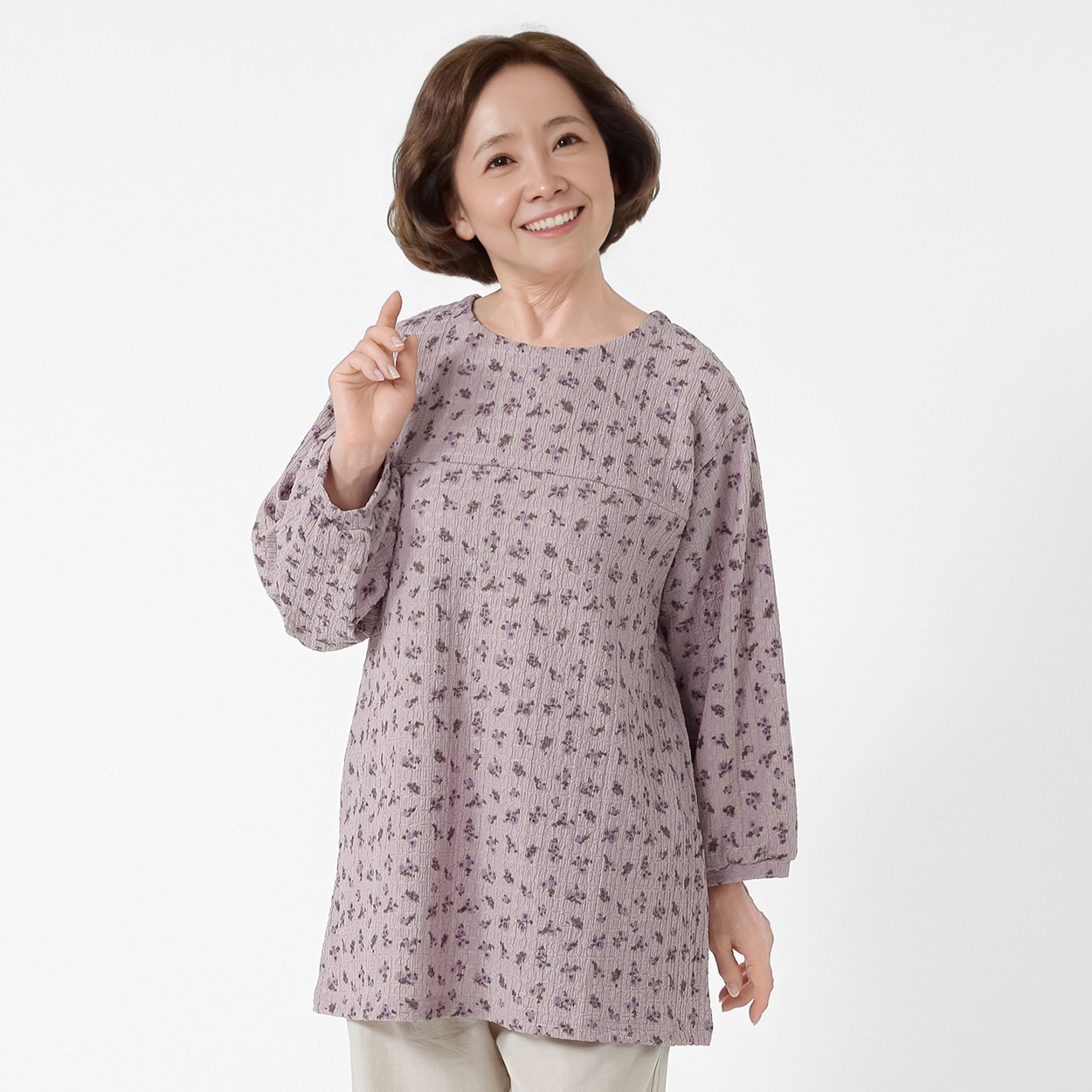 プルオーバー 小花柄シャーリング加工 レディス 着楽美(きらび) GL-1266200(ウスムラサキ-M)