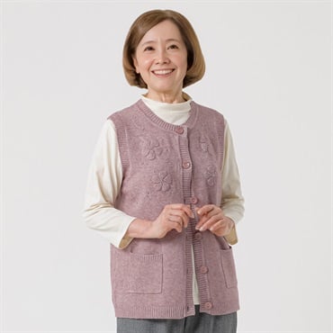 もちもちニット ノースリーブベスト刺繡いり レディス 着楽美(きらび) IN-261941Y