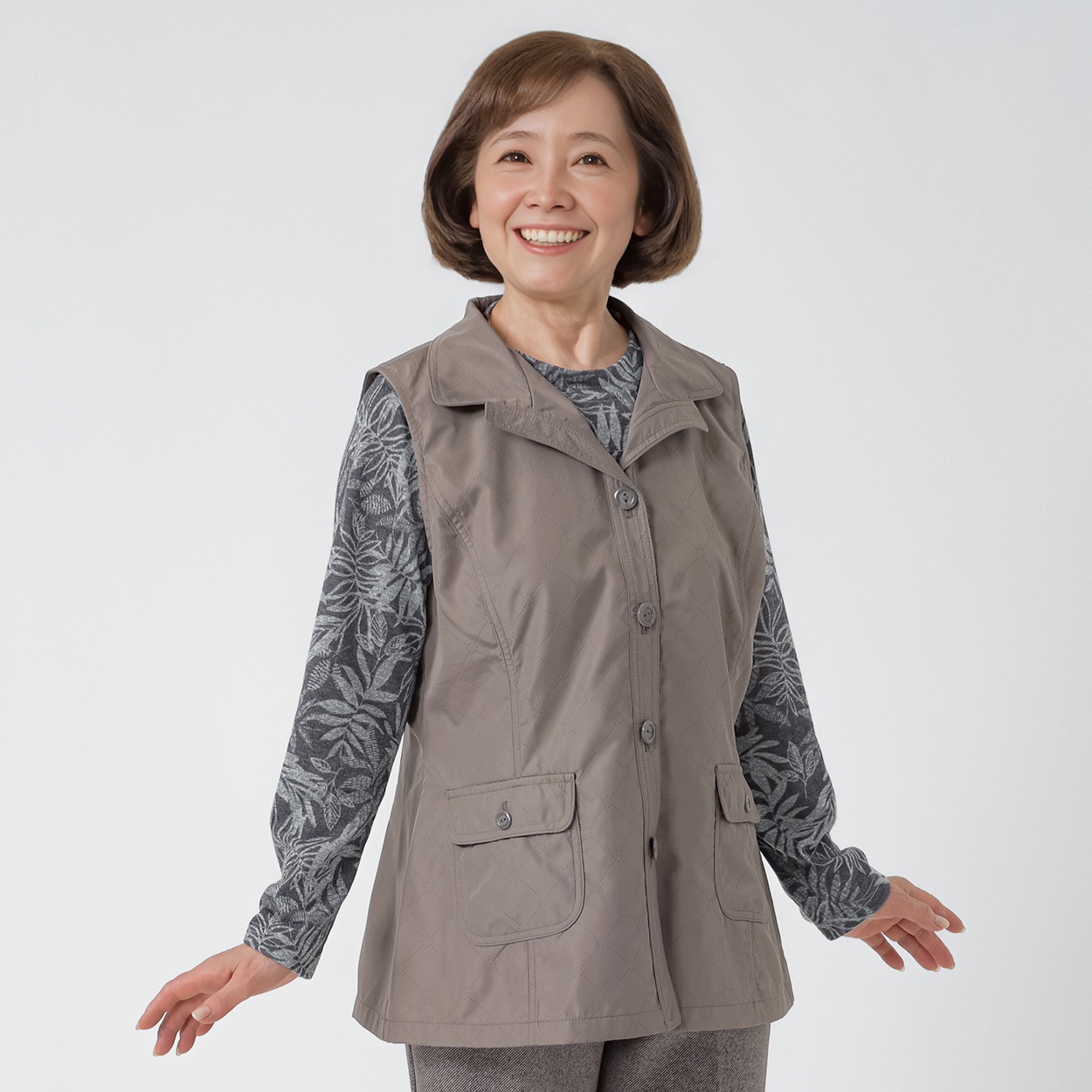 ベスト 62丈 ピンソニック柄・裏プリント レディス 着楽美(きらび) JE-263865B(コイチャ-M)