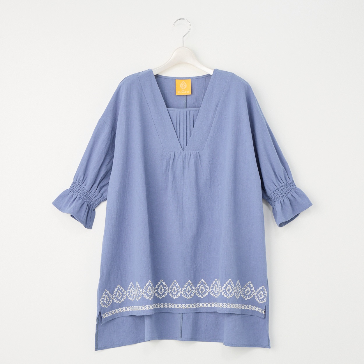 les OLIVADES＊裾刺繍Vネックブラウス レディス 大きいサイズ