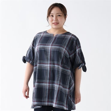 新品タグ付き　チュニックワンピース　Ⓜ️ 新品 タグ付き アクシーズ ファム axes femme レース の 可愛い