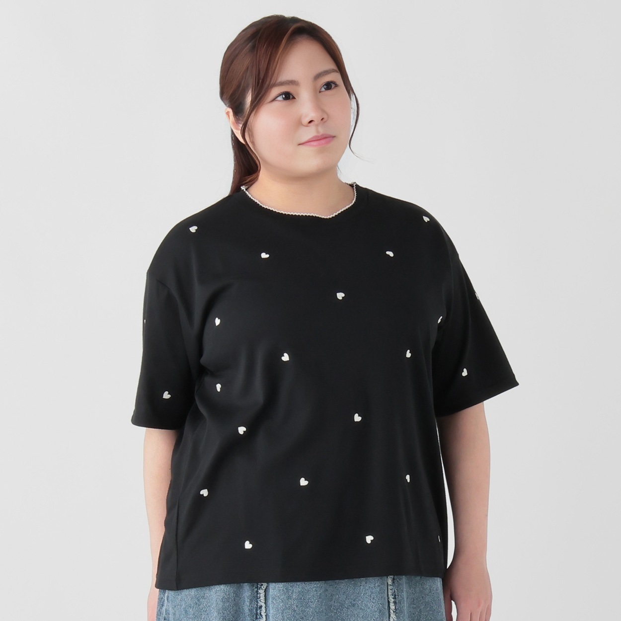 ハート総柄刺繍Tシャツ レディス ぽっちゃりサイズのnoannu