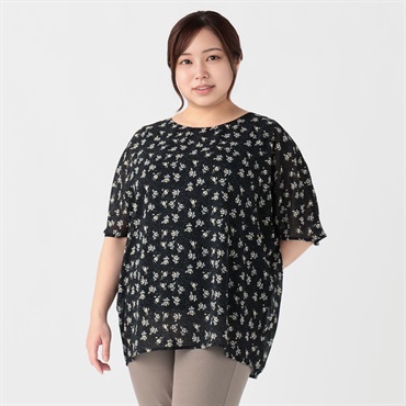 値下げ★【新品】noannu 黒花柄 スカートセットアップ ４Ｌサイズ① 値下げ☆【新品】noannu 黒花柄 スカートセットアップ 4L