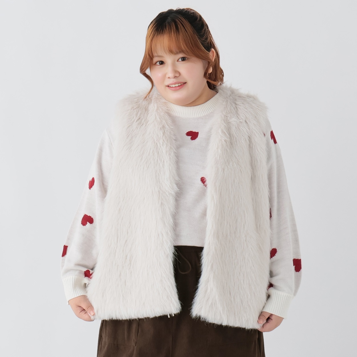 新品ピノーレPINORE レッキスファージレ ベスト ベージュ 40 ファー