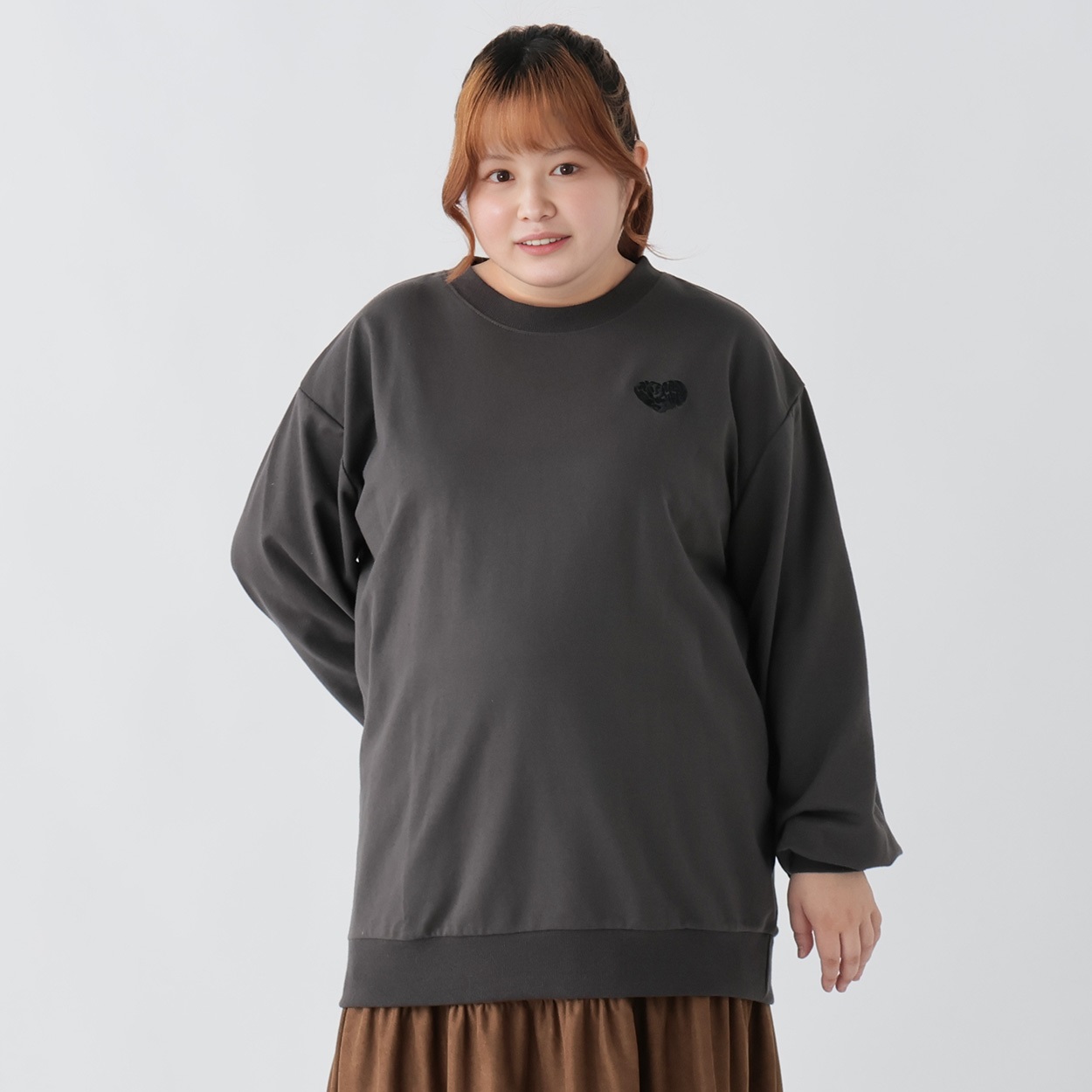 グラフィックスウェットプルオーバー レディス ぽっちゃりサイズの