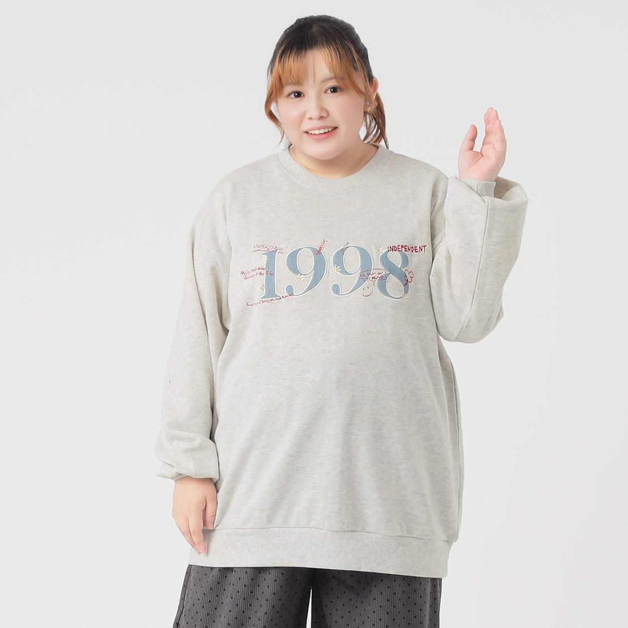 グラフィック裏毛スウェットプルオーバー レディス ぽっちゃりサイズの