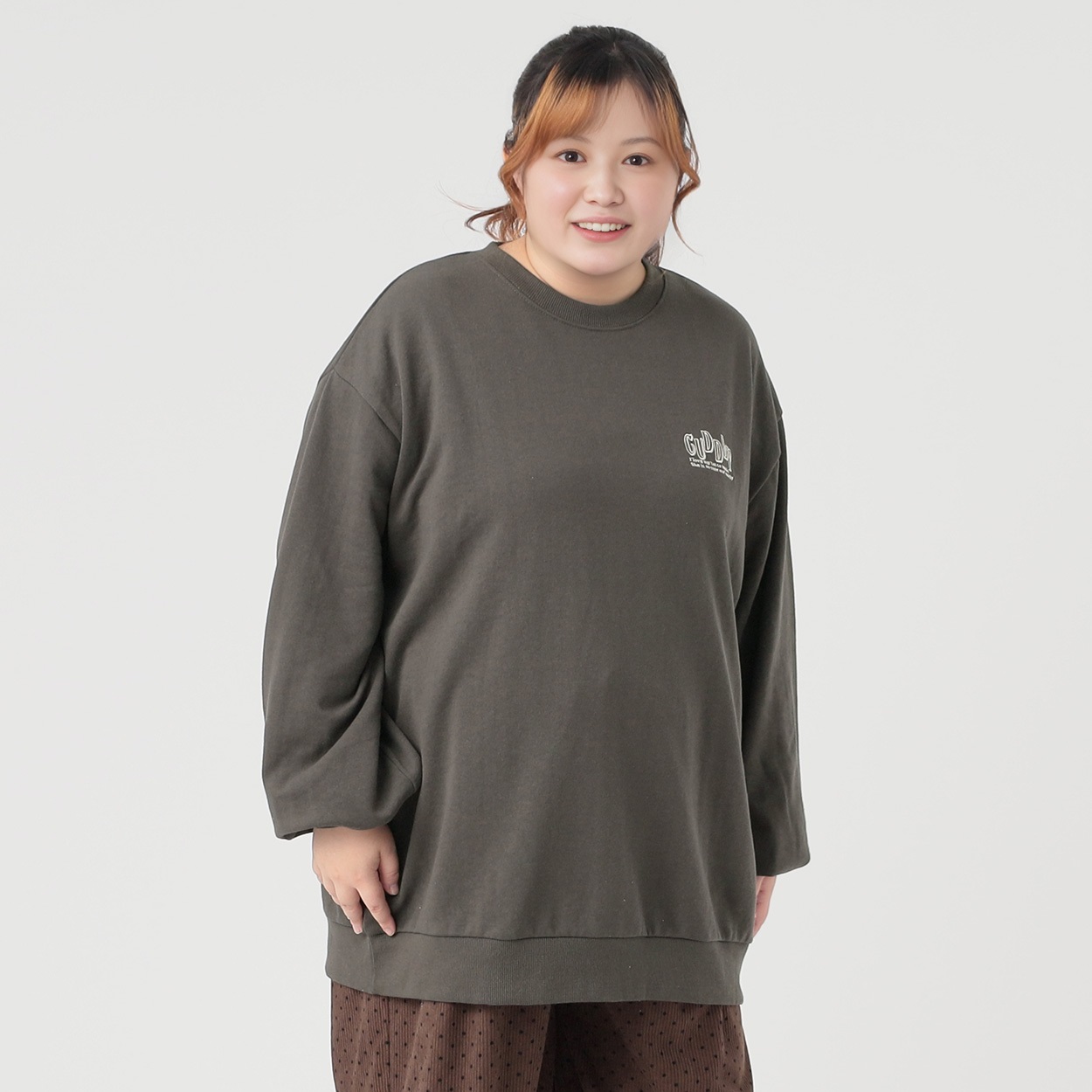 グラフィック裏毛スウェットプルオーバー レディス ぽっちゃりサイズの