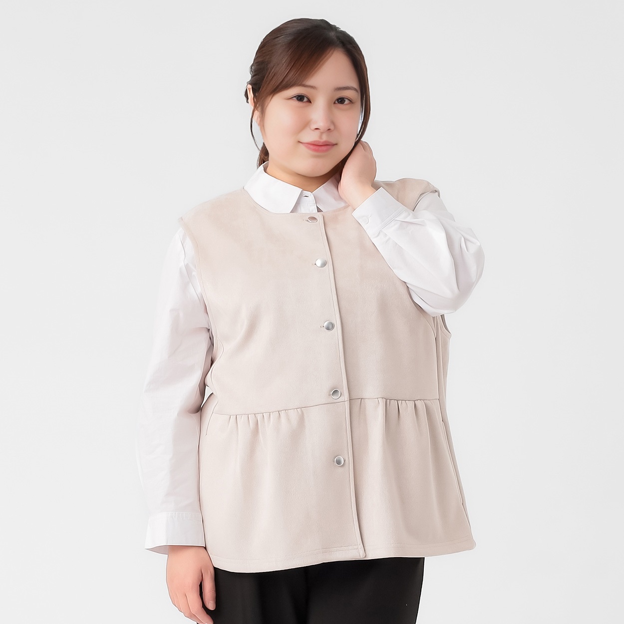 BLUELEA ぺプラムジレ（ベージュ）　 フリーサイズ ペプラムファー切替ジレ - ベルーナ【公式】