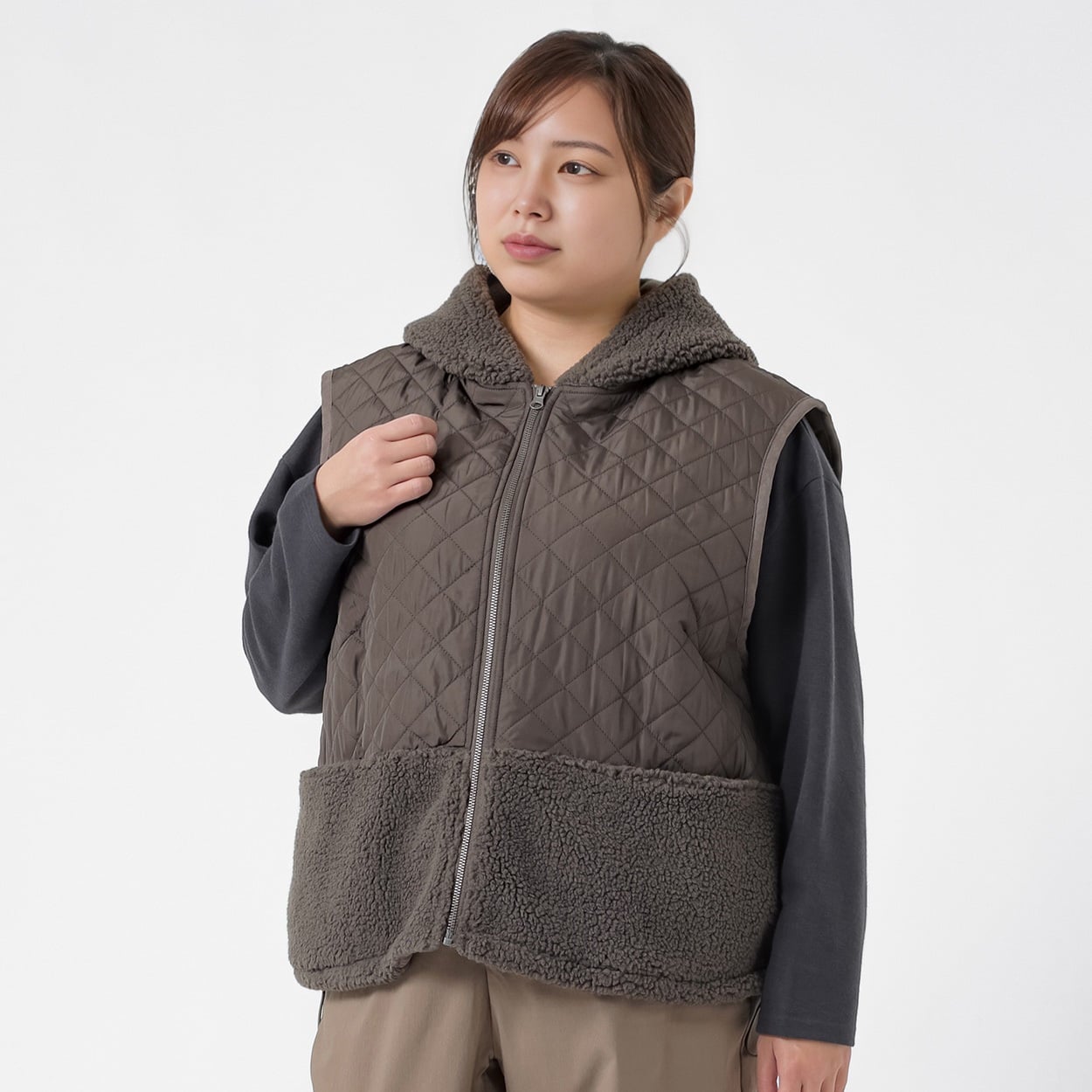 ＊Casual Style＊キルト切替フードボアベスト レディス 大きいサイズ noannu 230257L(チャコールブラウン-3L)