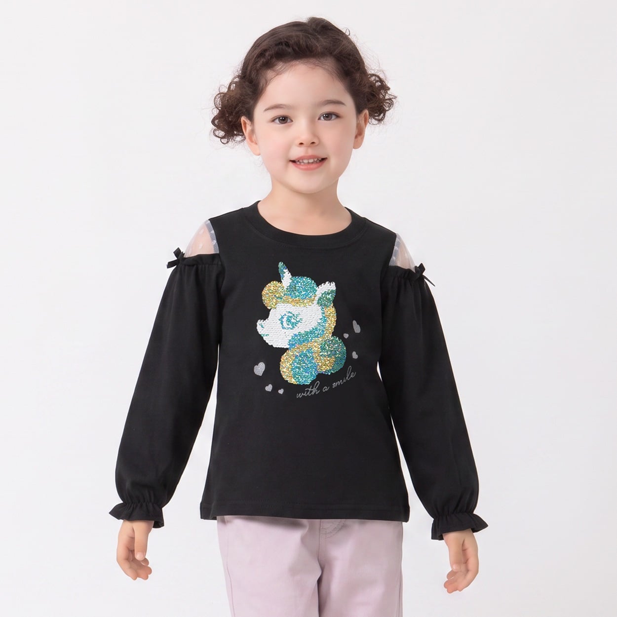 衿ヨレにくい天竺ユニコーン顔スパンコール刺繡長袖Tシャツ キッズ 女の子 100cm-130cm(ブラック-110cm)