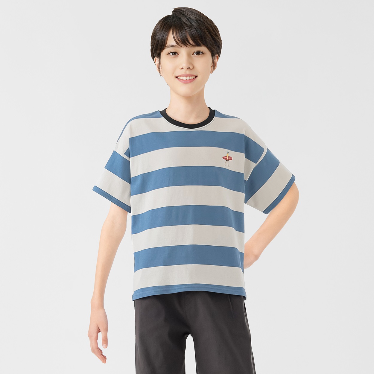 空紡糸天竺転換ボーダー胸刺繍Ｔシャツ 男の子 キッズ 130cm-170cm(ブルー-140cm)