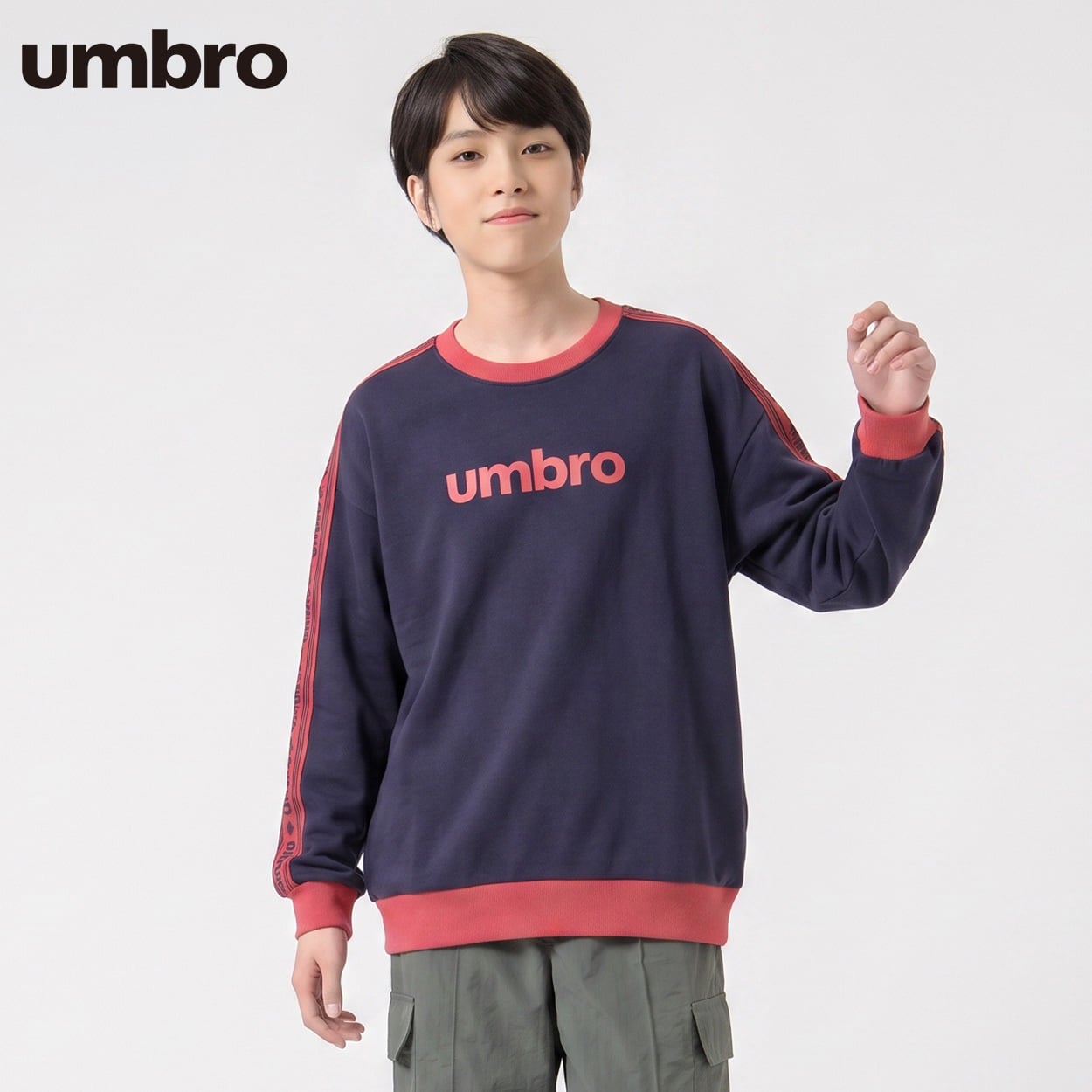 UMBRO(アンブロ) ロゴテープ裏毛トレーナ キッズ 男の子 130cm-160cm(ネイビー-160cm)