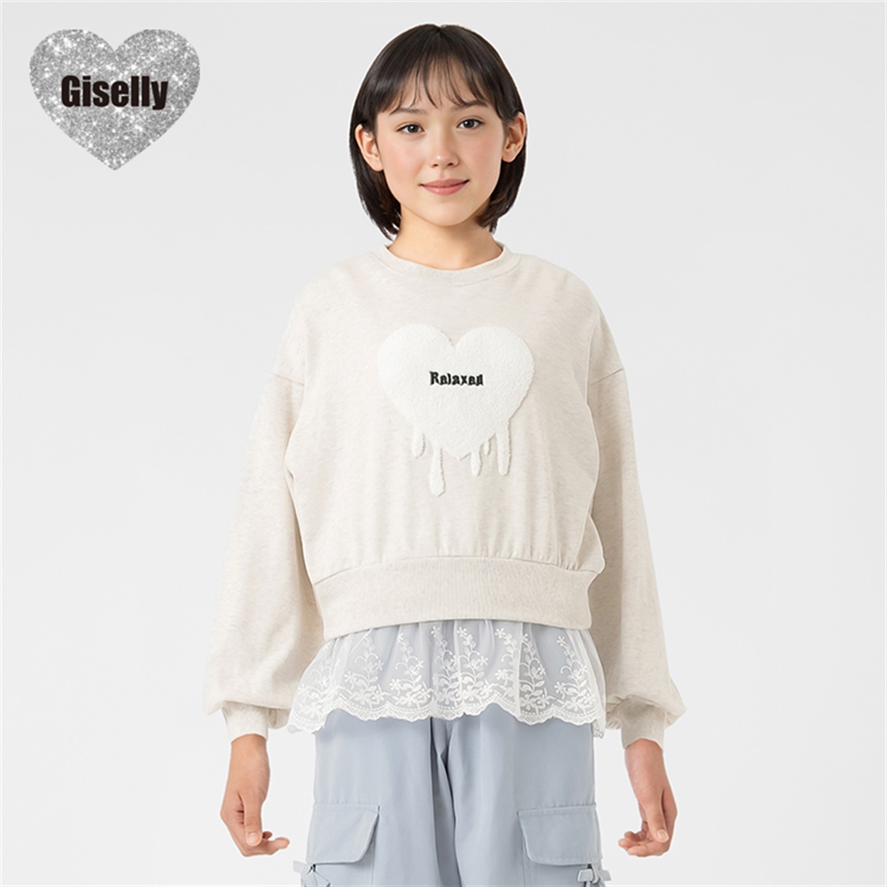 JUSGLITTY ハート刺繍プルオーバー ホワイト JUSGLITTY（ジャスグリッティー）の「ハート刺繍プルオーバー（ニット