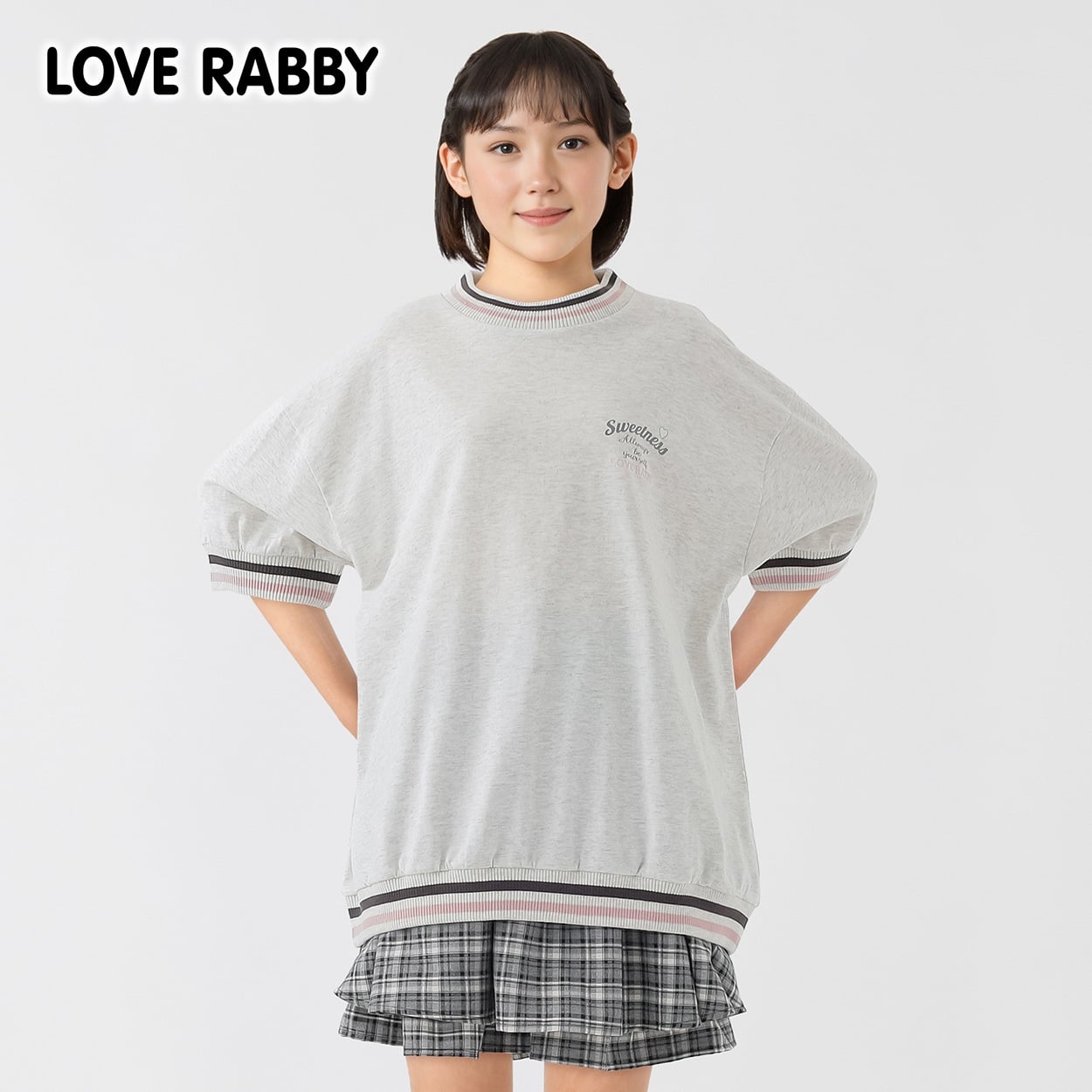 ラブラビ バックレインボーサガラ刺繍ラインリブＴシャツ 女の子 キッズ 130cm-160cm(オフホワイト-160cm)