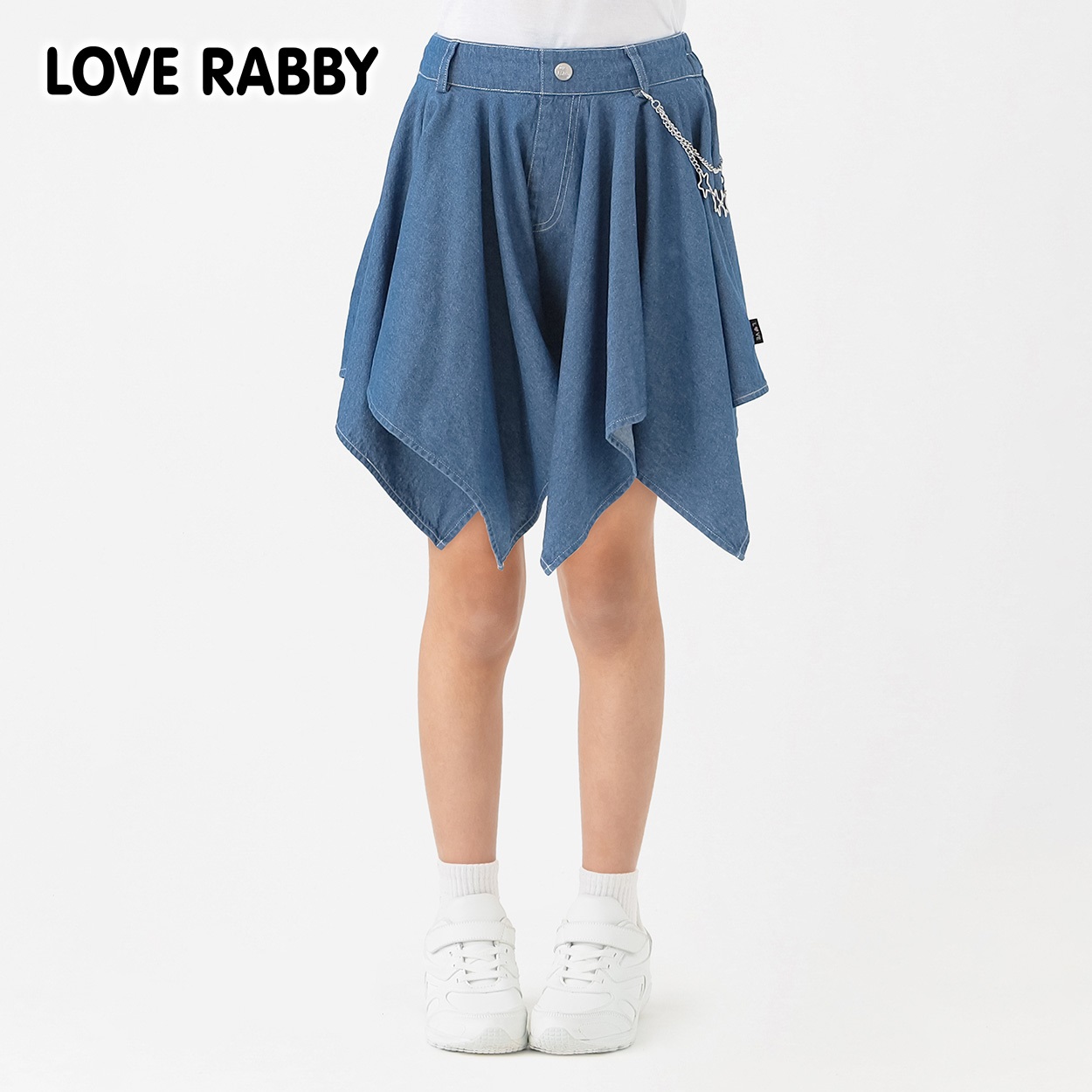 DESCENTE150女の子 ラブラビ チェーン付きデニムスカパン 女の子 キッズ 130cm-160cm