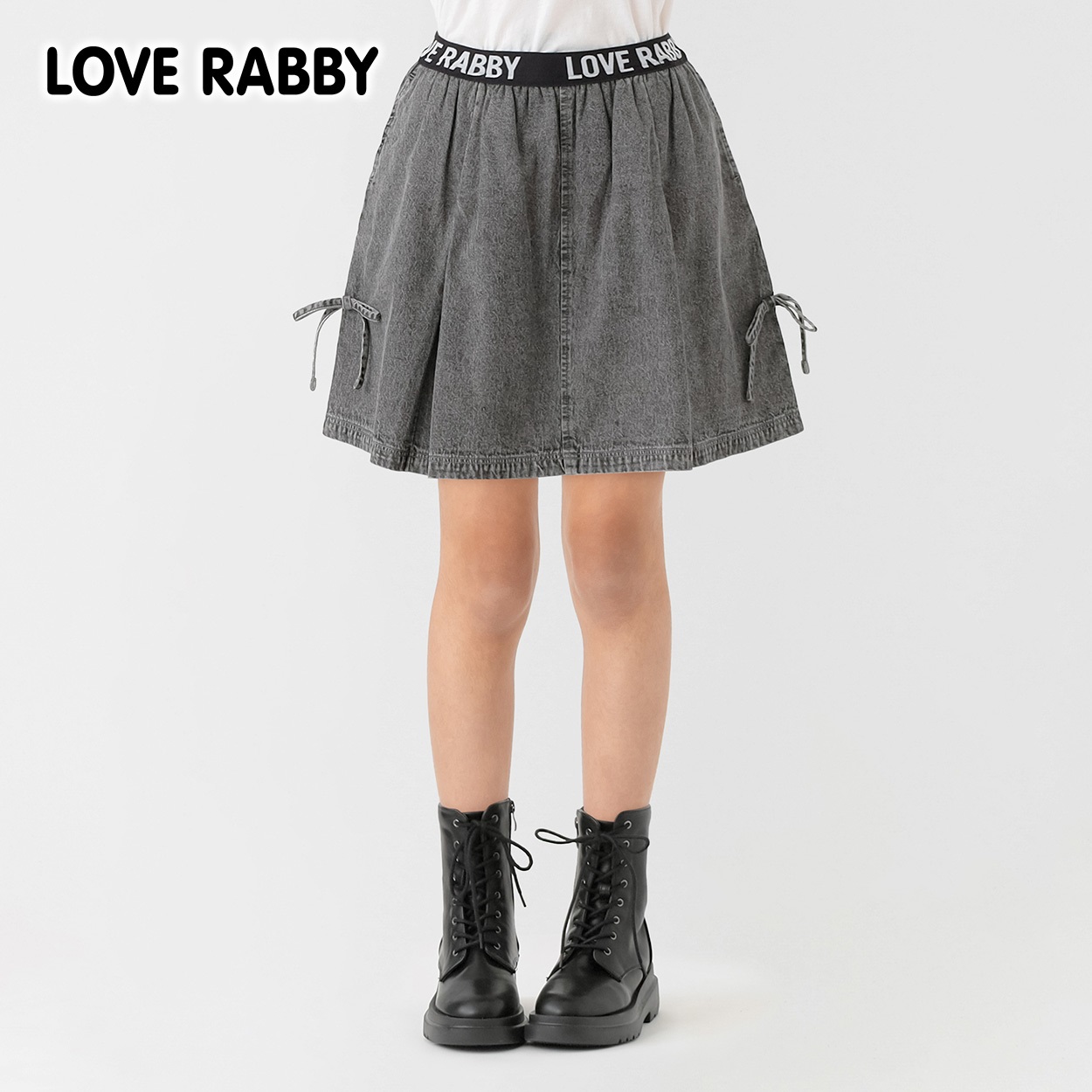 LOVERABBY(ラブラビ) ケミカルデニムロゴゴム使いスカパン キッズ 女の子 130cm-160cm(ブラック-150cm)