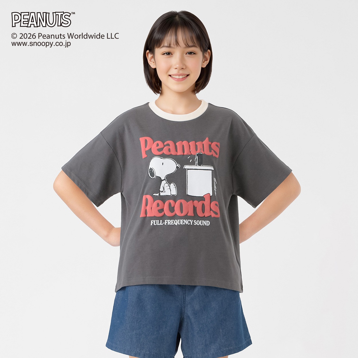 PEANUTS スヌーピー ロゴ発泡Tシャツ キッズ 女の子 130cm-160cm 