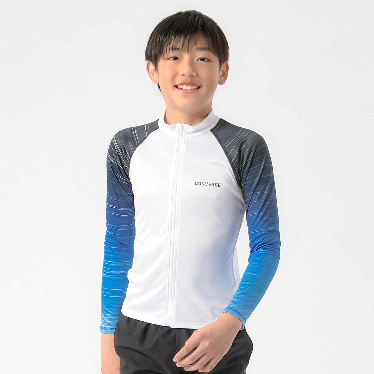 CONVERSE(コンバース) 長袖袖グラデラッシュガード 男の子 紫外線対策 キッズ 140cm-160cm(ホワイト-140cm)
