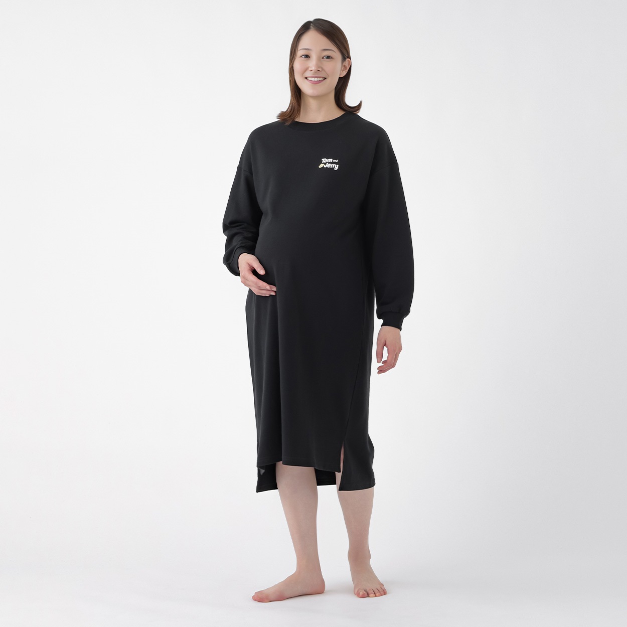 トムとジェリー サガラ刺しゅう 裏毛ワンピース 長袖パジャマ 産前～産後 マタニティ(ブラック-マタニティL)