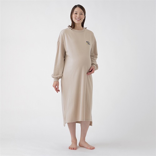 トムとジェリー サガラ刺しゅう 裏毛ワンピース 長袖パジャマ 産前～産後 マタニティ(ベージュ-マタニティM)