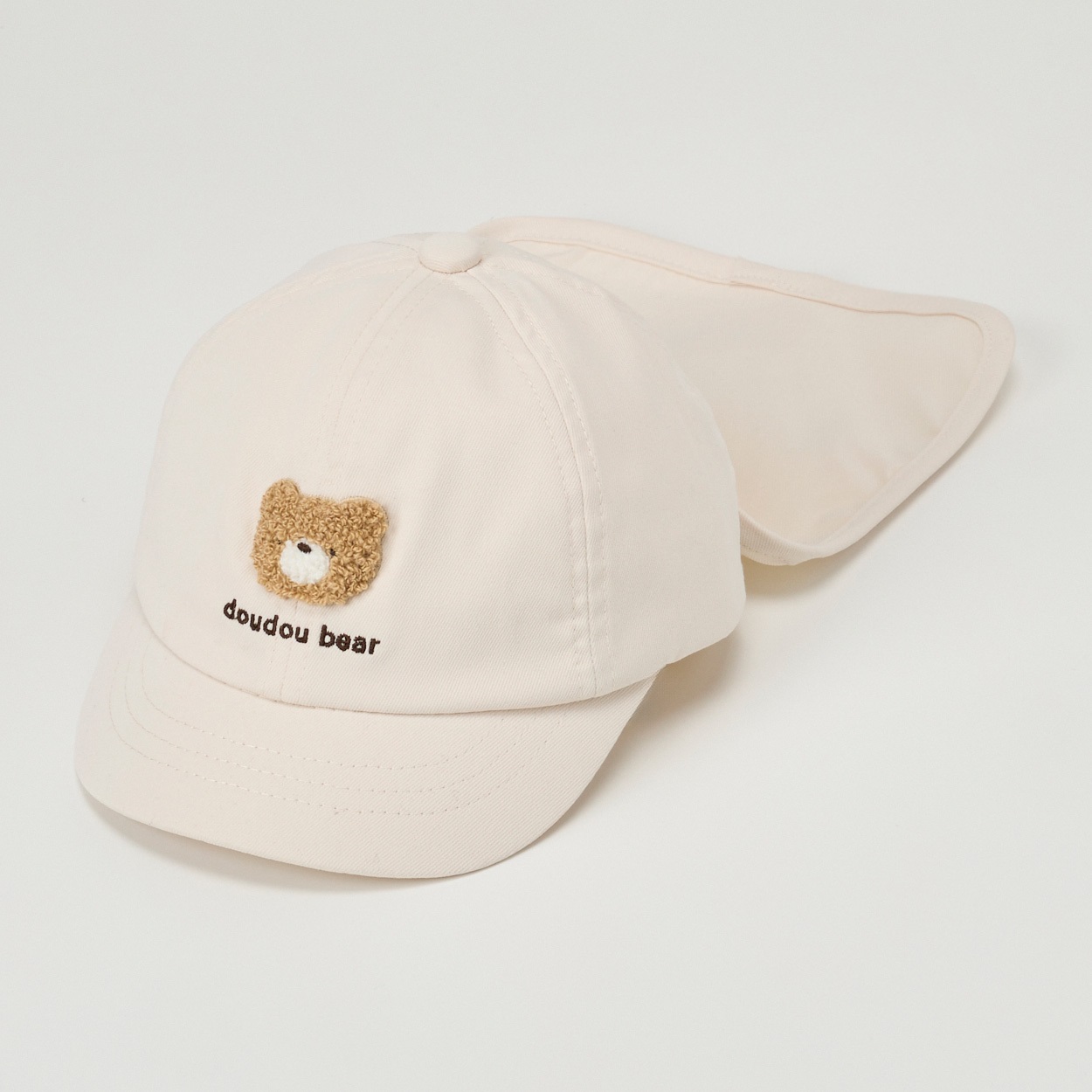doudou bear くまサガラ刺しゅう 日よけ付きキャップ ベビー 帽子