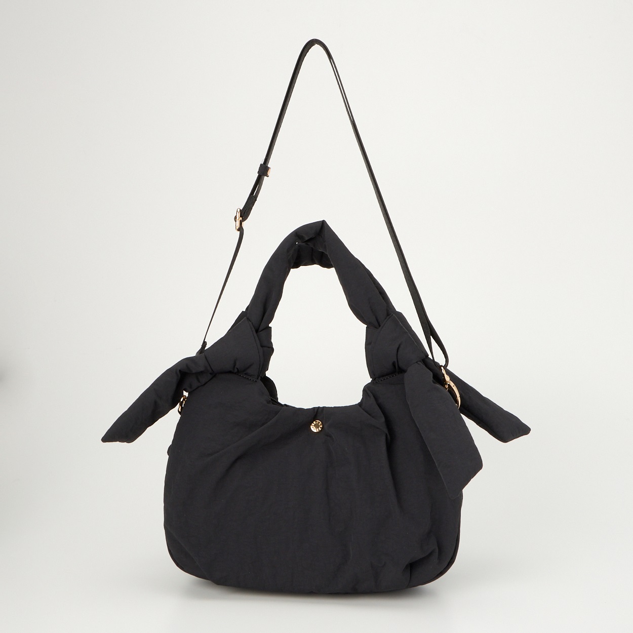 a.v.v(アー・ヴェ・ヴェ) フラワーライニングリボンテサゲ | イオン a.v.v(アー・ヴェ・ヴェ) フラワーライニングリボンテサゲ | イオン