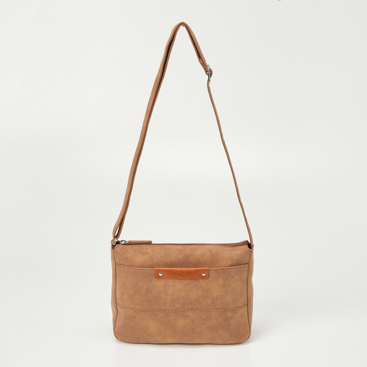 HIROKO KOSHINO FEMME(ヒロココシノ ファム) 合皮軽量横型ショルダー