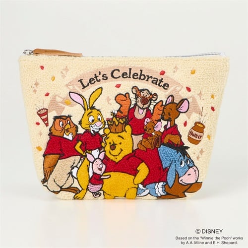 DISNEY Pooh さがら刺繍ポーチ