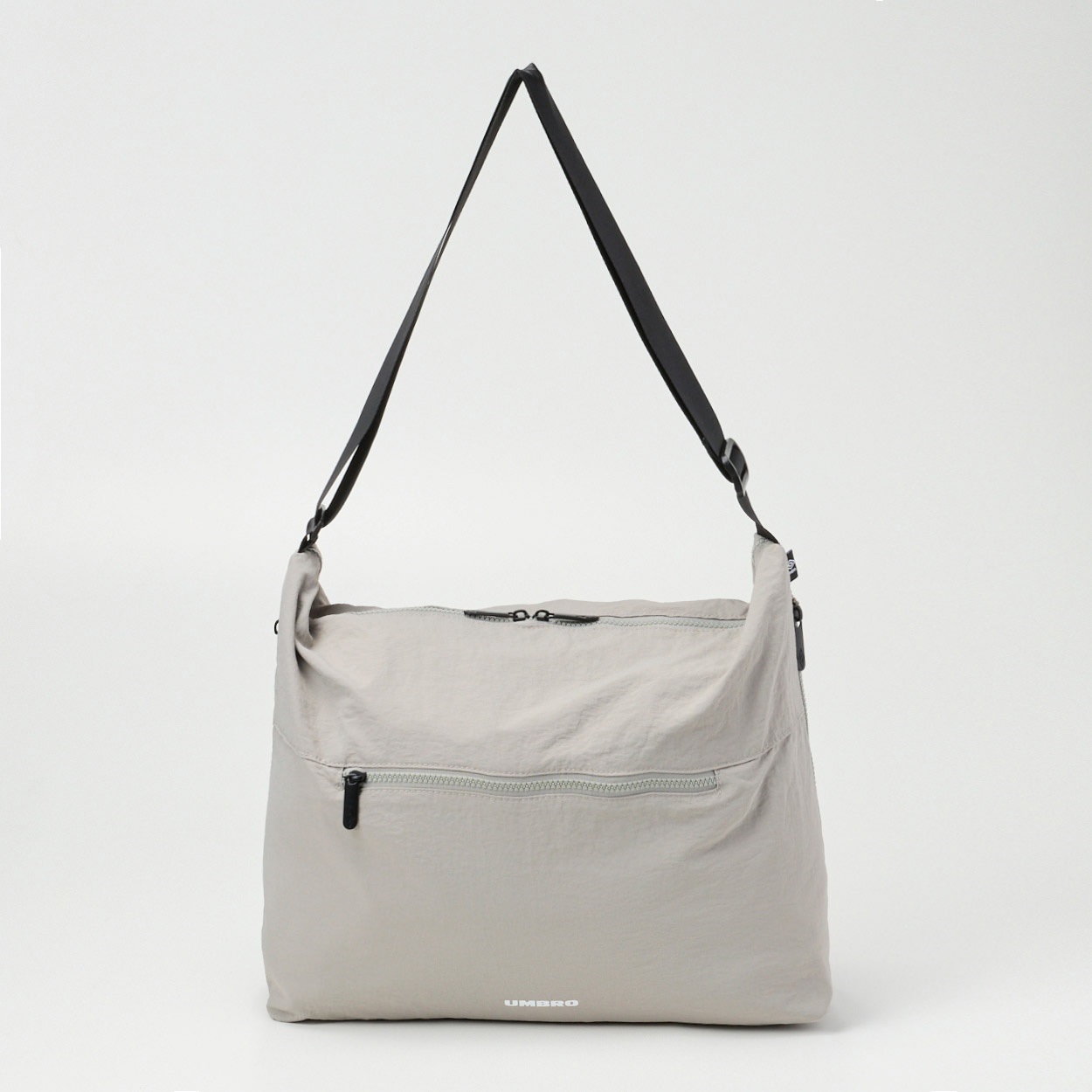 ゆ*や様 ハギ無しのLambros(ランブロス) UMBRO/別注 Wrinkled ROUND SHOULDER BAG｜Daytona Park(FREAK'S