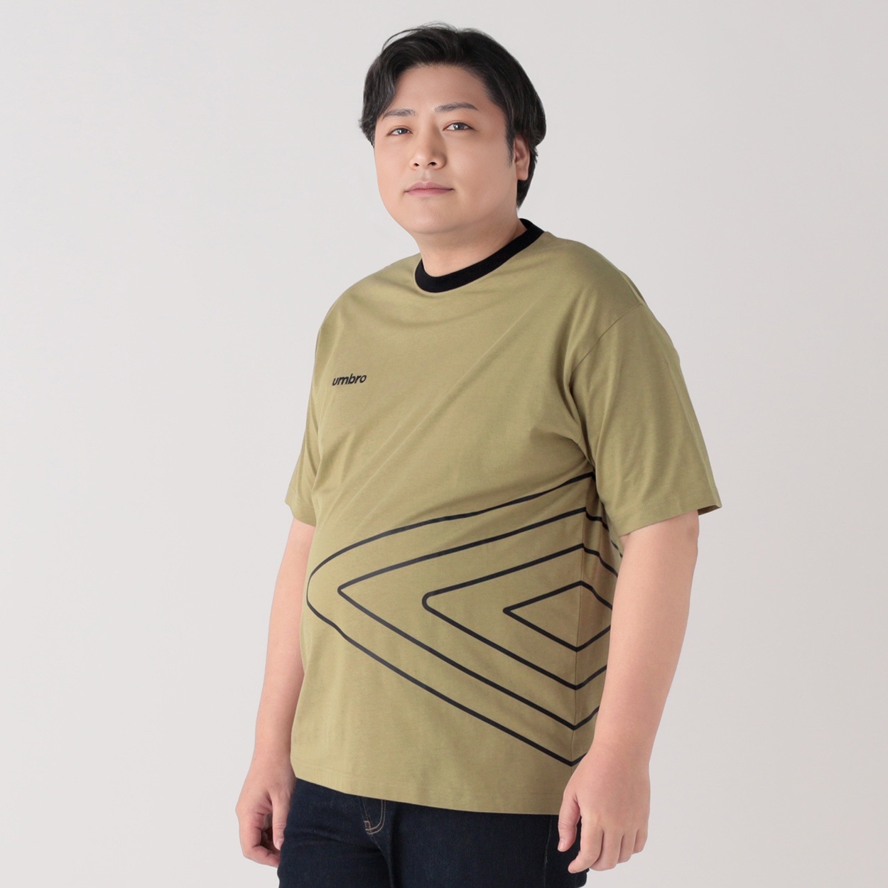 大きいサイズ UMBRO ビックロゴTシャツ メンズ | イオンスタイル 