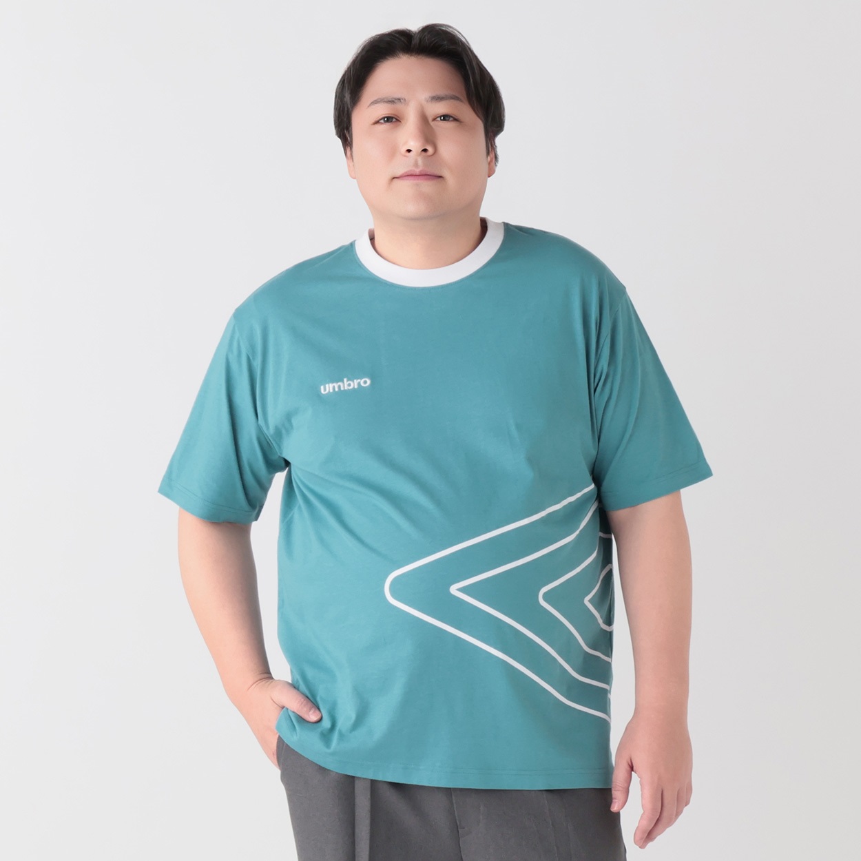 大きいサイズ UMBRO ビックロゴTシャツ メンズ | イオンスタイル 