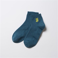 NIRMATA BASIC 鹿子YEAH刺繍ショート丈ソックス レディス(コイアオ-23-25CM)