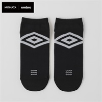 NIRMATA×umbroコラボソックス ビッグロゴスニーカー丈 レディス(ブラック-23-25CM)