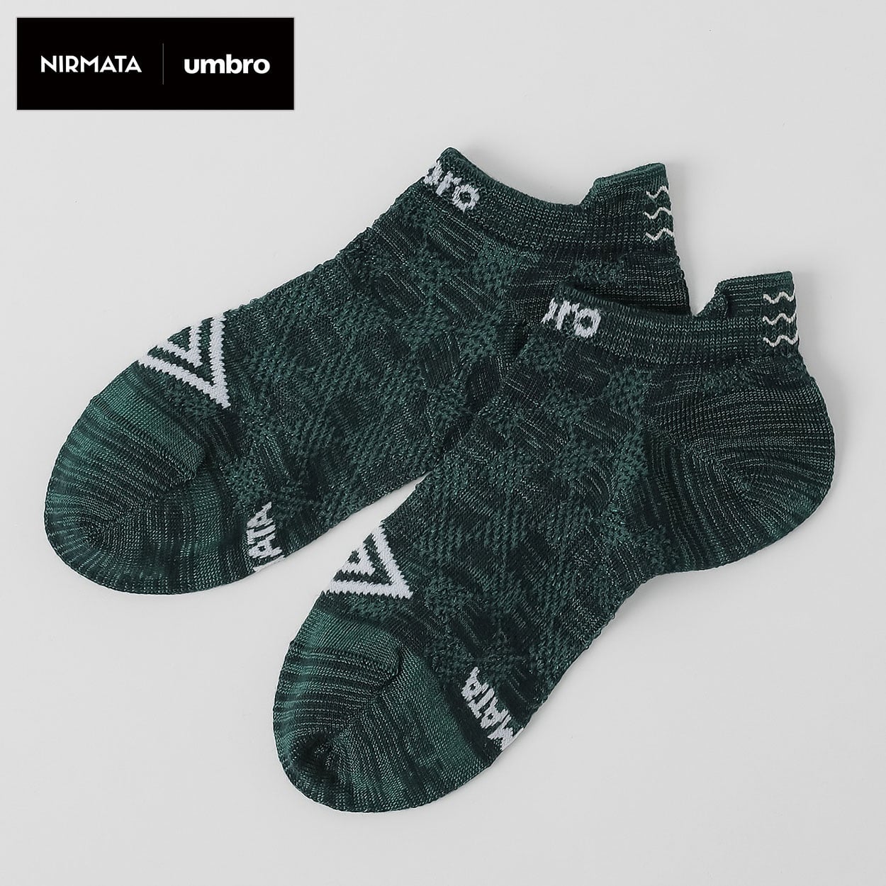 NIRMATA×umbroコラボソックス チェッカースニーカー丈 レディス(グリーン-23-25CM)
